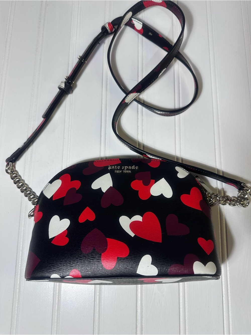 Kate Spade Spencer Celebration dome crossbody purse black with hearts - Picture 4 of 11